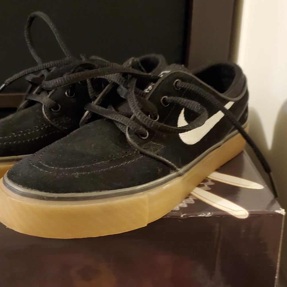 Nike SB by Stephen Janoski ( Size4Y)